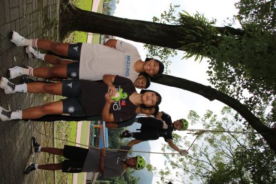 20241021龜寶攀樹